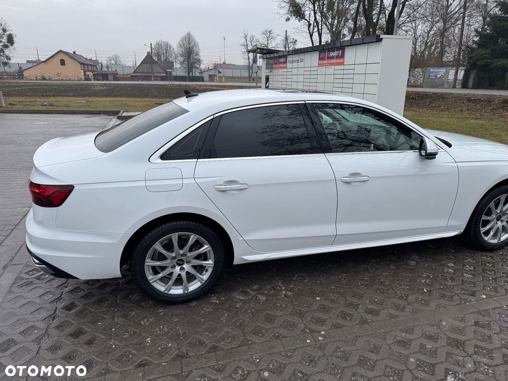 Audi A4 Limousine - 5