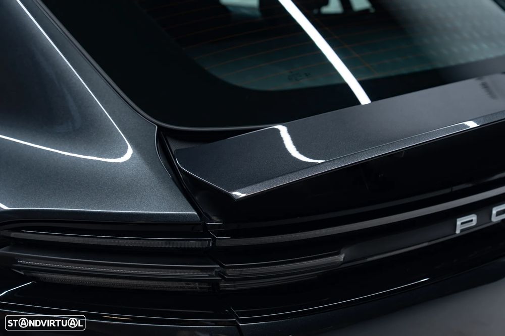 Porsche Macan Electric 4 - 13