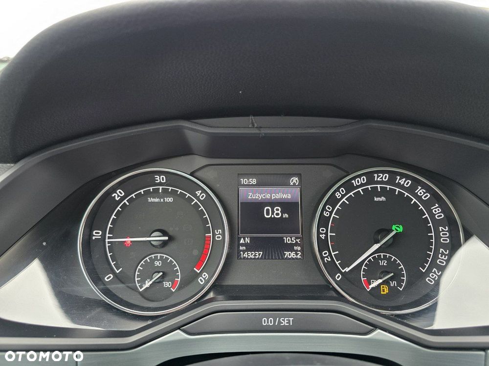 Skoda Superb 2.0 TDI SCR 4x4 Ambition DSG - 12