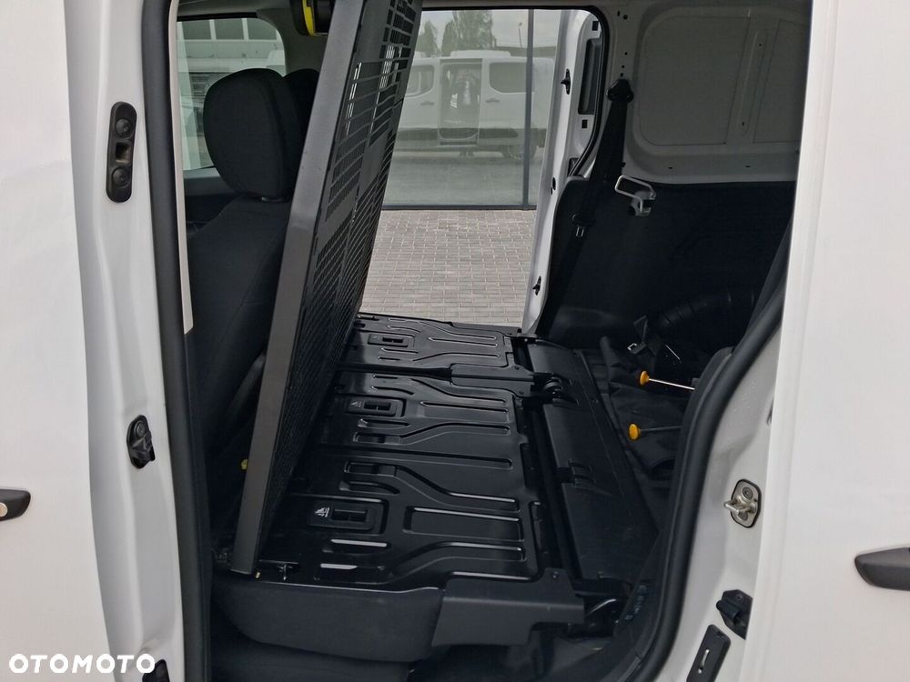 Toyota Proace City - 17