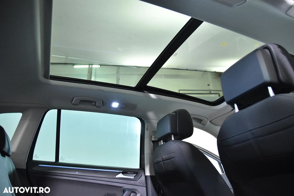 Volkswagen Tiguan - 24