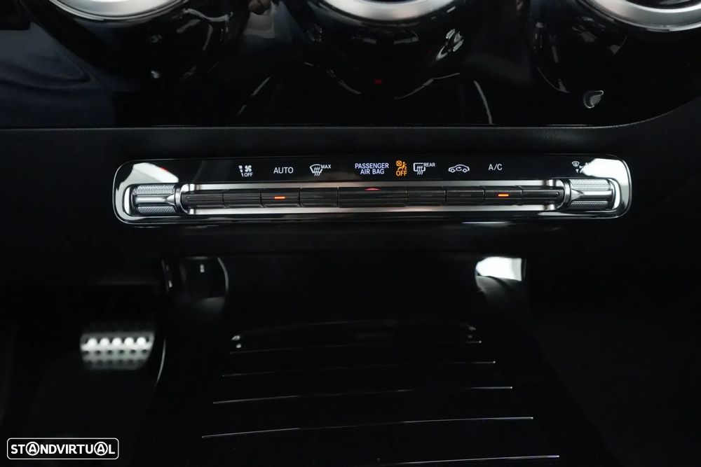 Mercedes-Benz A 180 d AMG Line Aut. - 22