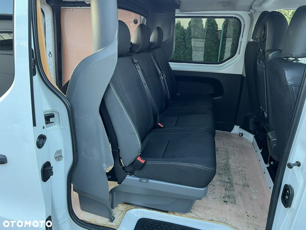 Renault Trafic - 18