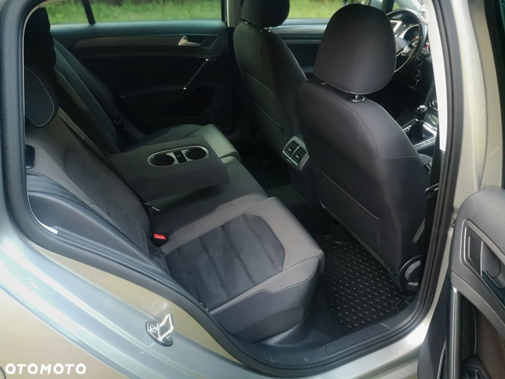 Volkswagen Golf 1.5 TSI BMT Highline - 27