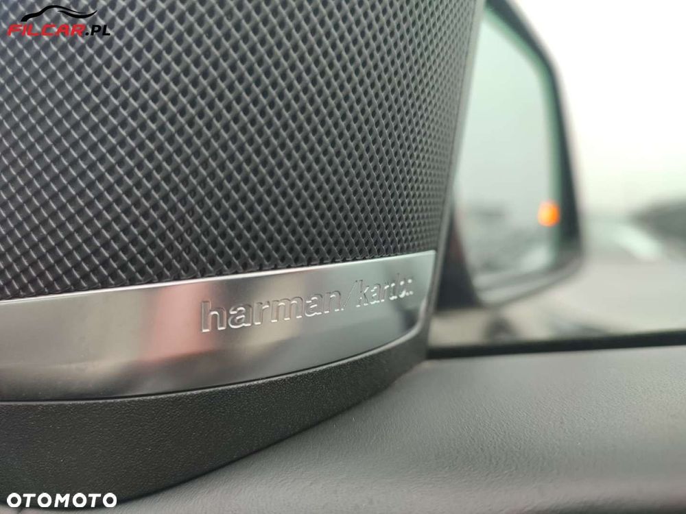 Mercedes-Benz GLE - 28