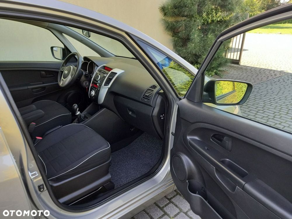 Kia Venga - 20
