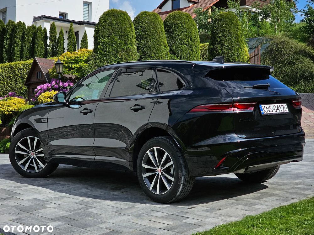 Jaguar F-Pace - 10