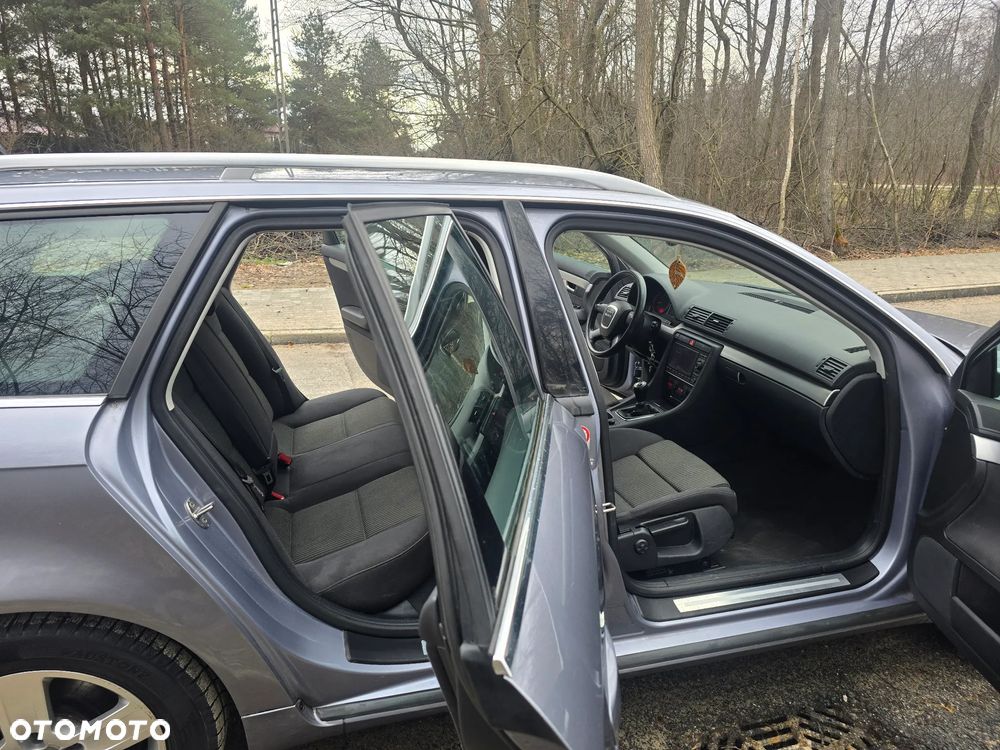 Audi A4 Avant 2.0 T FSI - 18