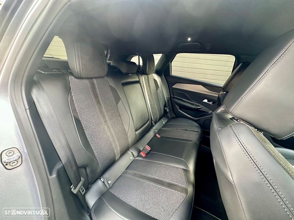 Peugeot 308 SW 1.2 Hybrid GT e-DCS6 - 11