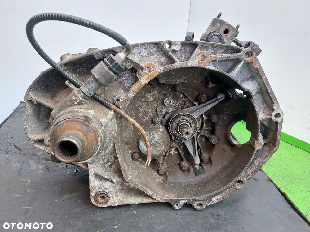 Skrzynia biegów Manualna VW Transporter T4 1992-2003 2.5 TDI KOD:AFK - 6