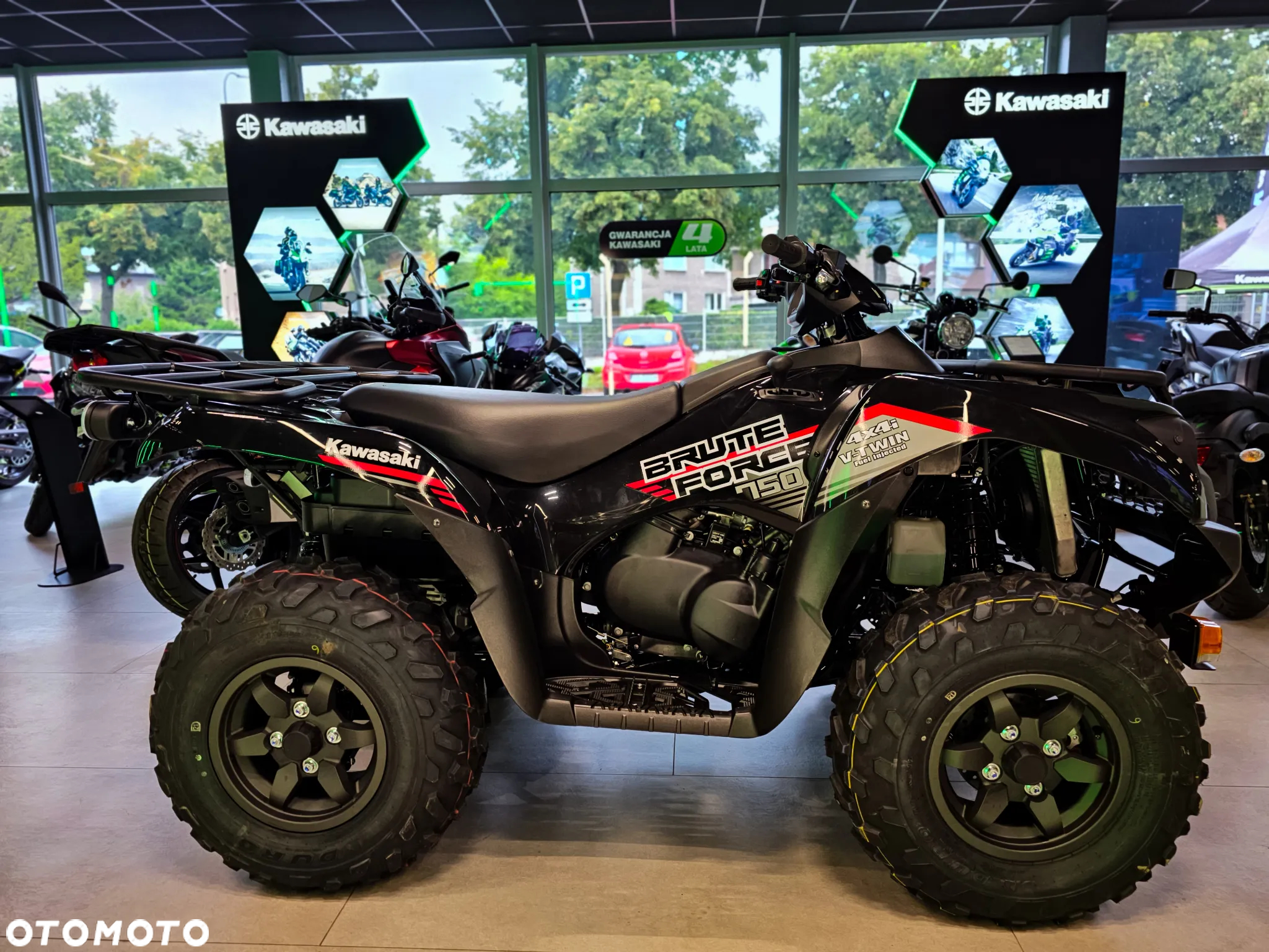 Kawasaki Brute Force - 8