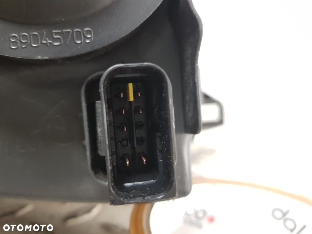 PEUGEOT 208 13-16 LAMPA LEWA PRZEDNIA PRZÓD IDEALNA EUROPA  9815405780 - 9