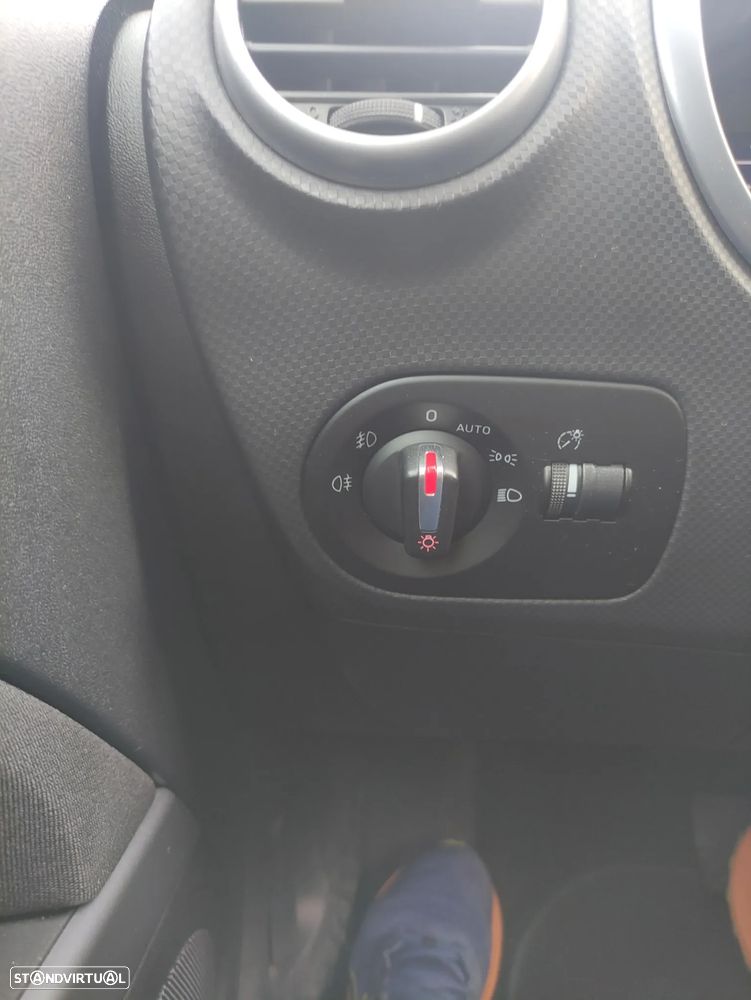 SEAT Leon 1.6 TDI Sport DSG - 9