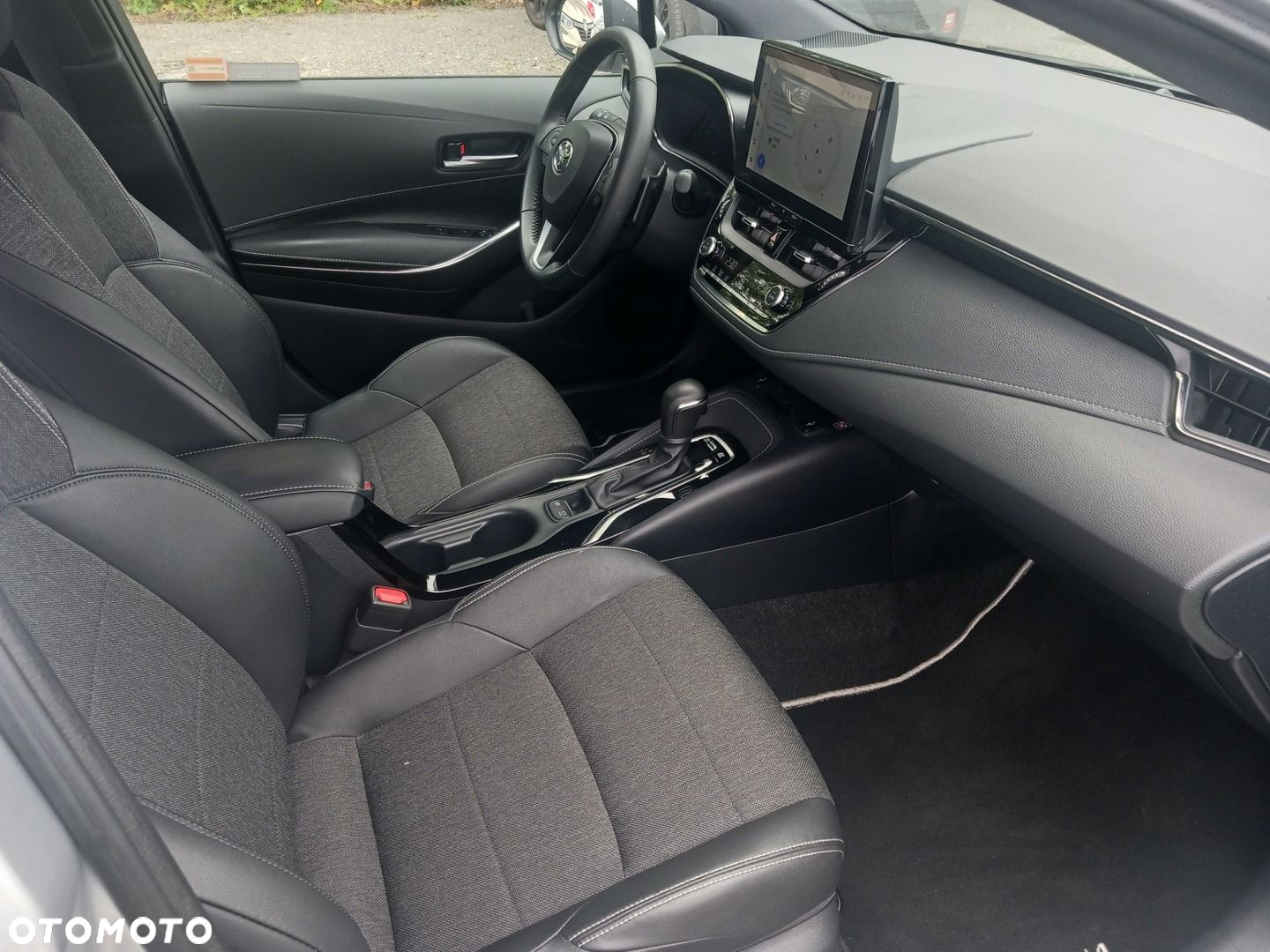 Toyota Corolla - 12