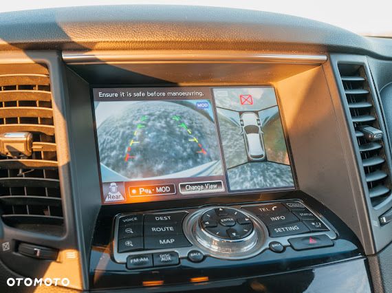 Infiniti Q70 3.0d S Premium - 13
