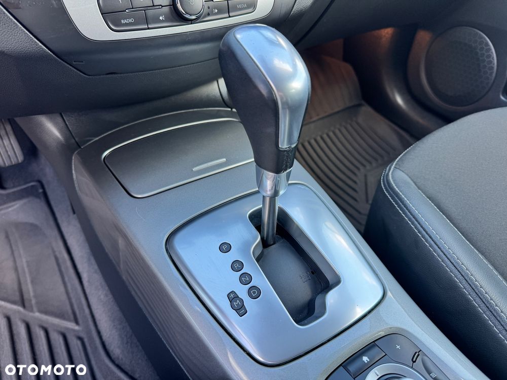 Renault Laguna 2.0 dCi Initiale - 27