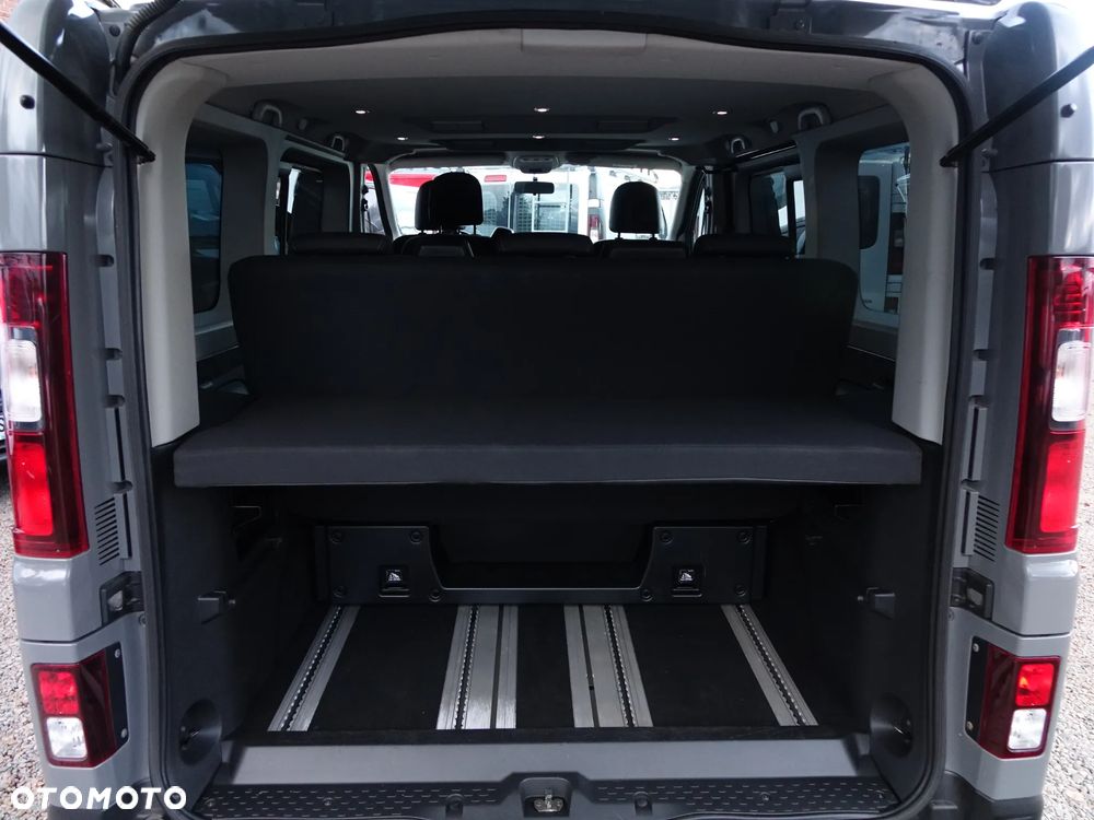 Renault Trafic ENERGY Spaceclass - 11