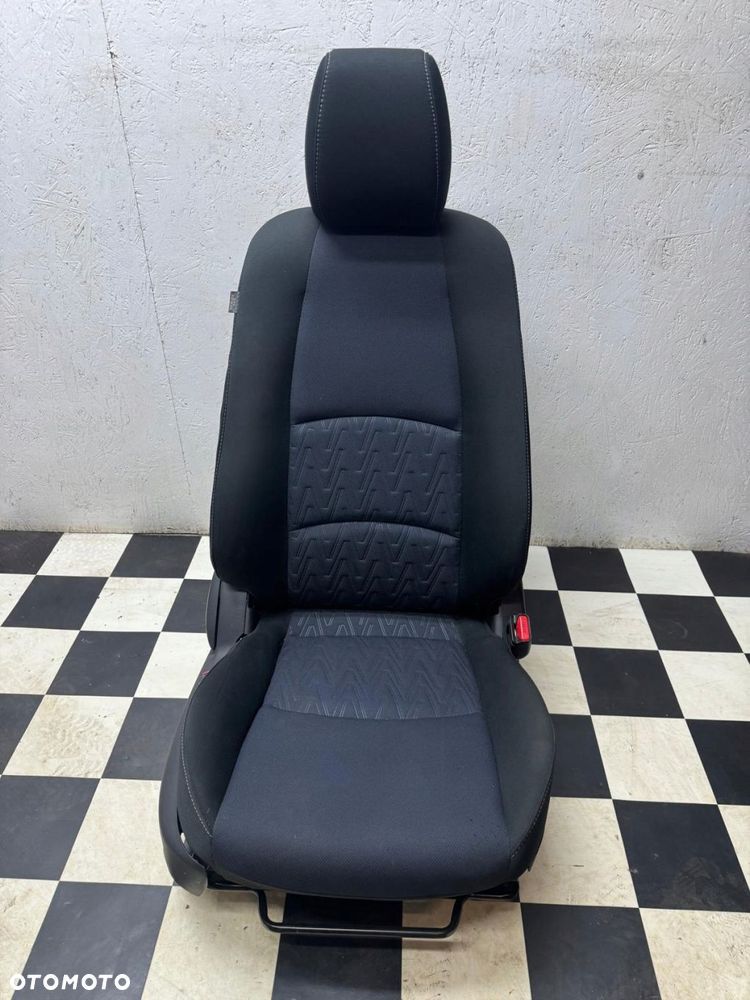 fotel prawy pasażera grzany mazda 2 dj iii 2015-2023 grzany poduszka - 3