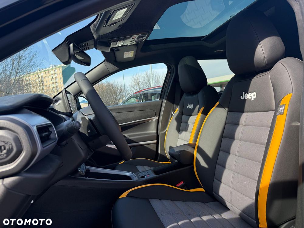 Jeep Avenger 1.2 T3 mHEV The North Face 4xe eDCT6 - 9