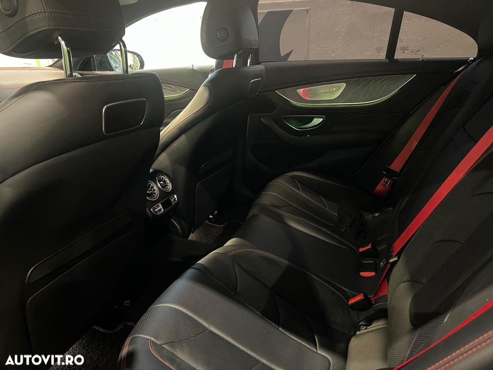 Mercedes-Benz CLS - 16