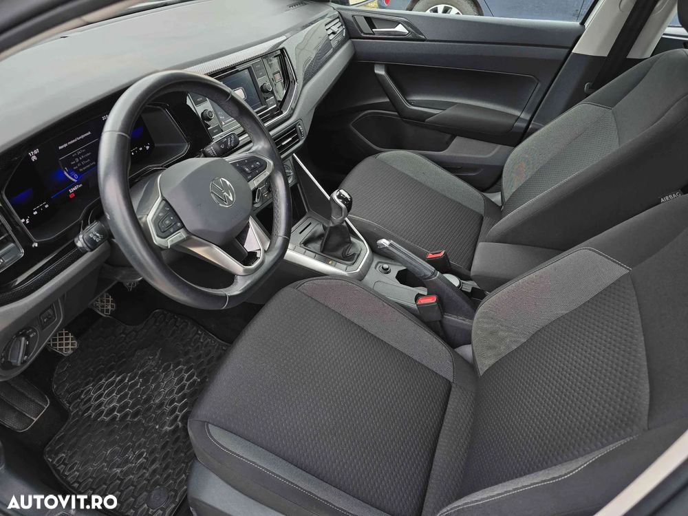 Volkswagen Polo - 9