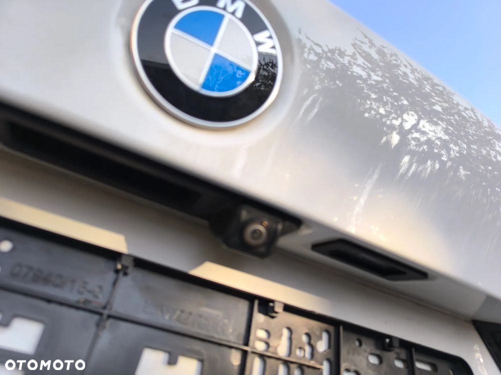 BMW Seria 3 330e iPerformance Sport Line - 29