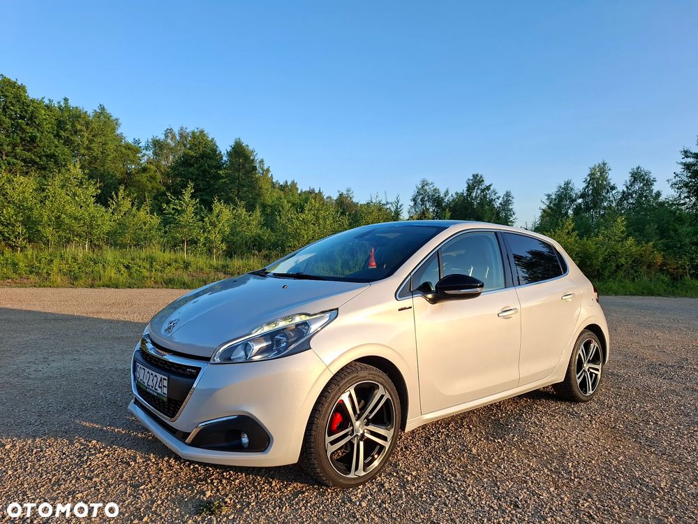 Peugeot 208 - 9