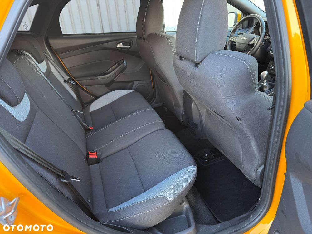 Ford Focus ST - 18