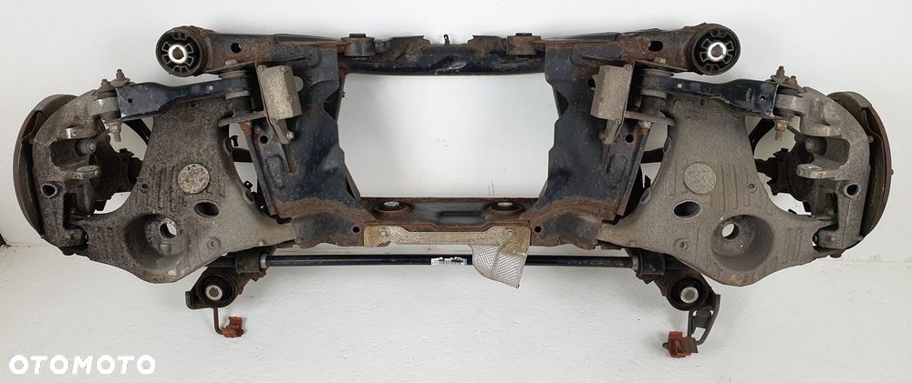 ZAWIESZENIE BELKA OŚ TYŁ DISCOVERY SPORT L550 - 7