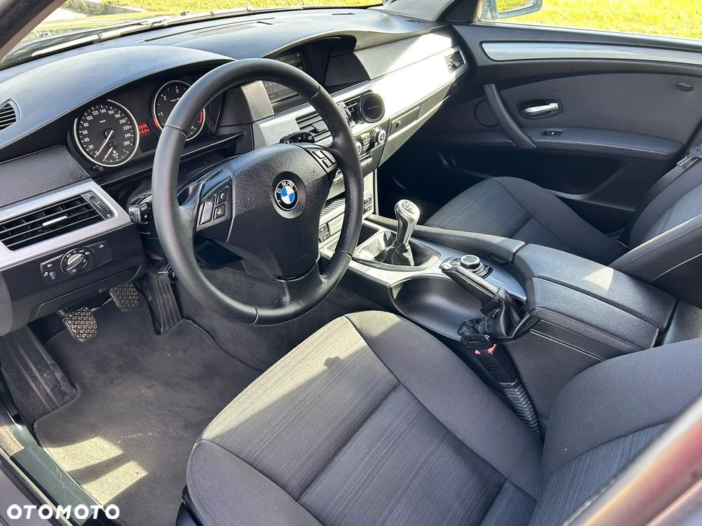 BMW Seria 5 520d Edition Lifestyle - 8