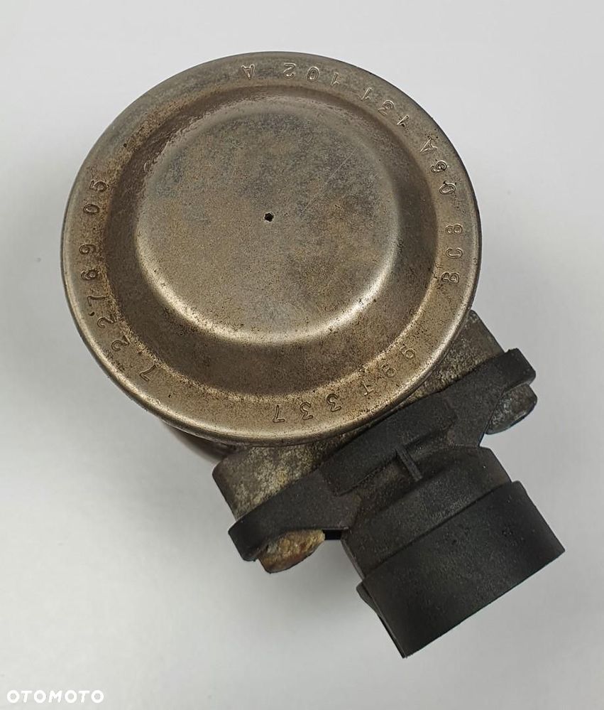 ZAWÓR EGR AUDI TT 8N 1.8 T 06A131102A - 4