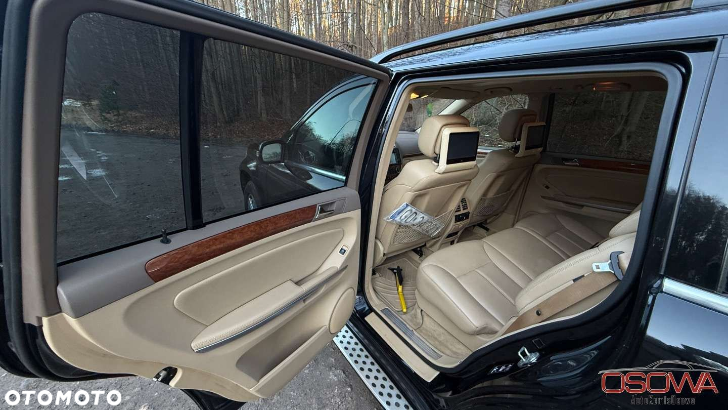 Mercedes-Benz GL 450 4Matic 7G-TRONIC Grand Edition - 23