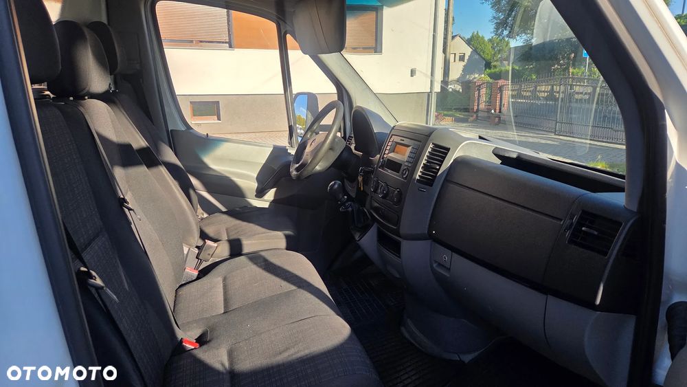 Mercedes-Benz Sprinter - 5