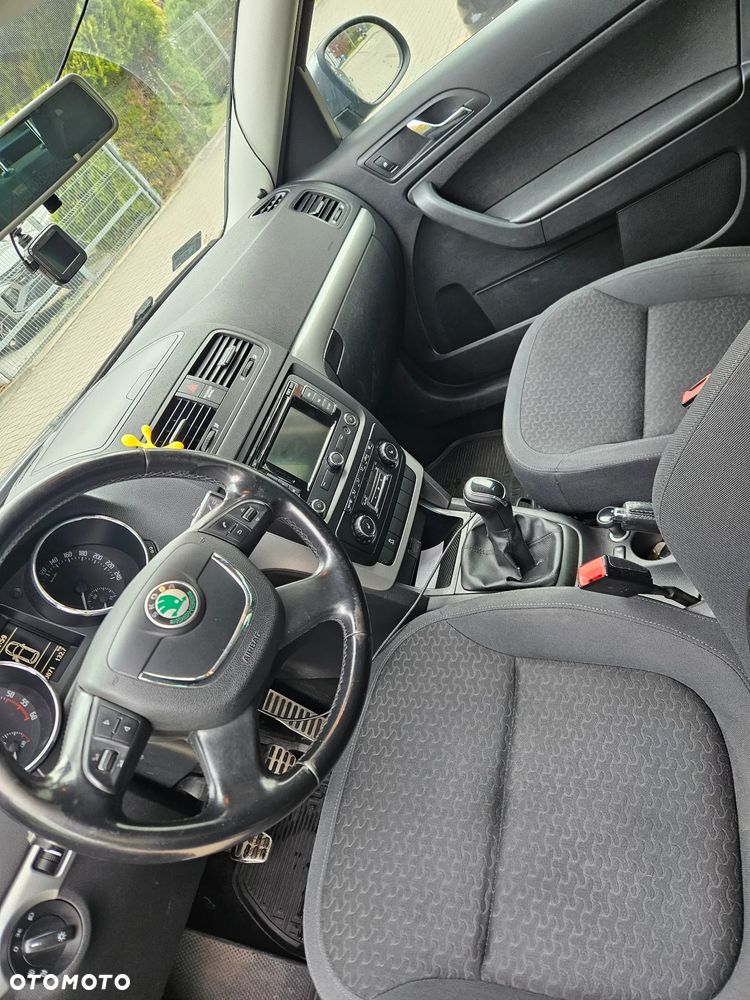 Skoda Yeti 2011 photo 4