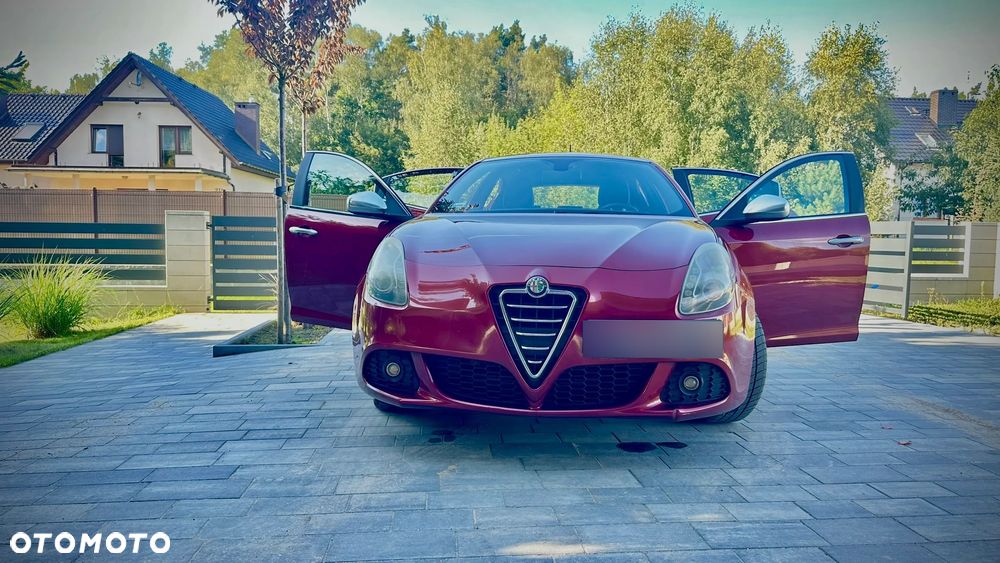 Alfa Romeo Giulietta - 2