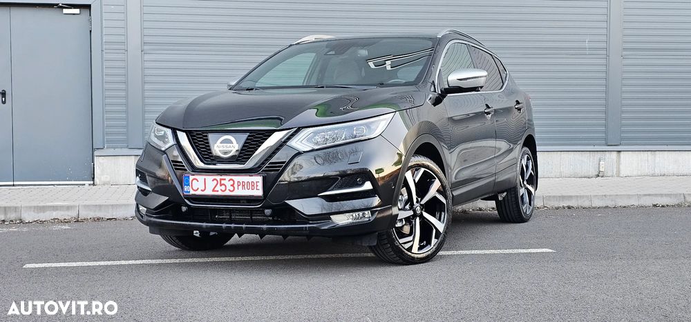 Nissan Qashqai 1.6 DCI Xtronic TEKNA+ - 3