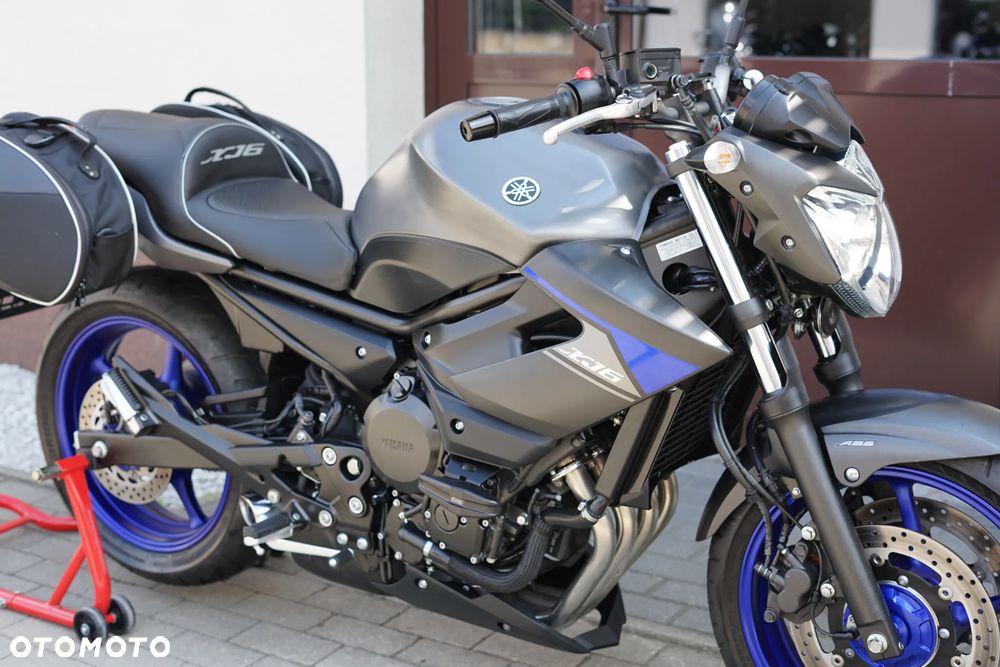 Yamaha XJ - 12