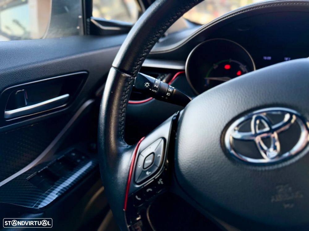 Toyota C-HR 1.8 HSD Comfort+P.Style - 18