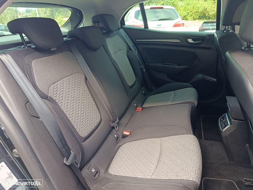 Renault Mégane 1.5 Blue dCi Limited C/PM+Pneu - 16