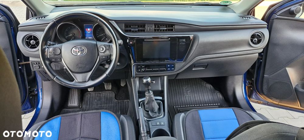 Toyota Auris 1.2 Turbo Design Edition - 8
