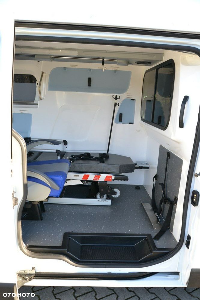Renault Trafic - 18
