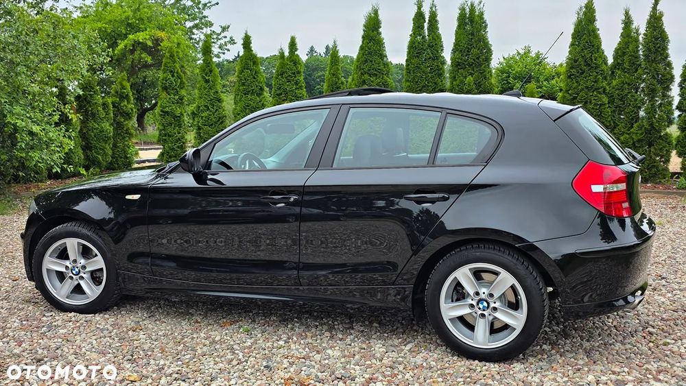 BMW Seria 1 120d DPF Edition Sport - 9