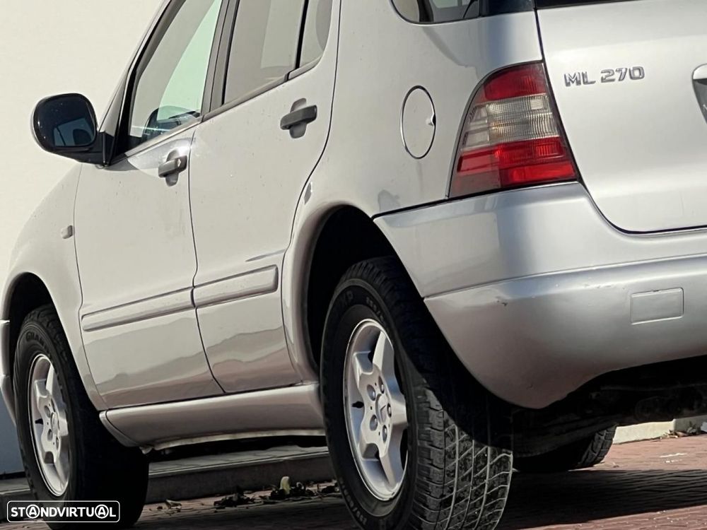 Mercedes-Benz ML 270 - 26