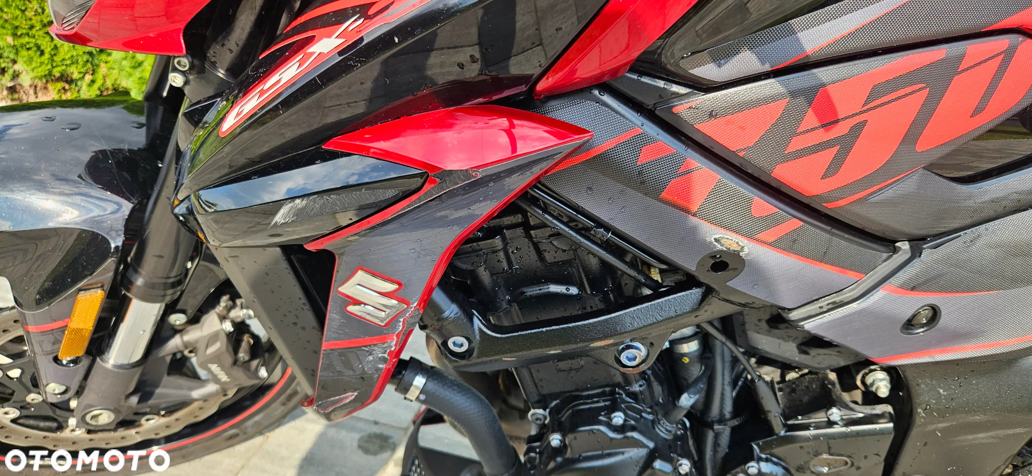 Suzuki GSX - 10