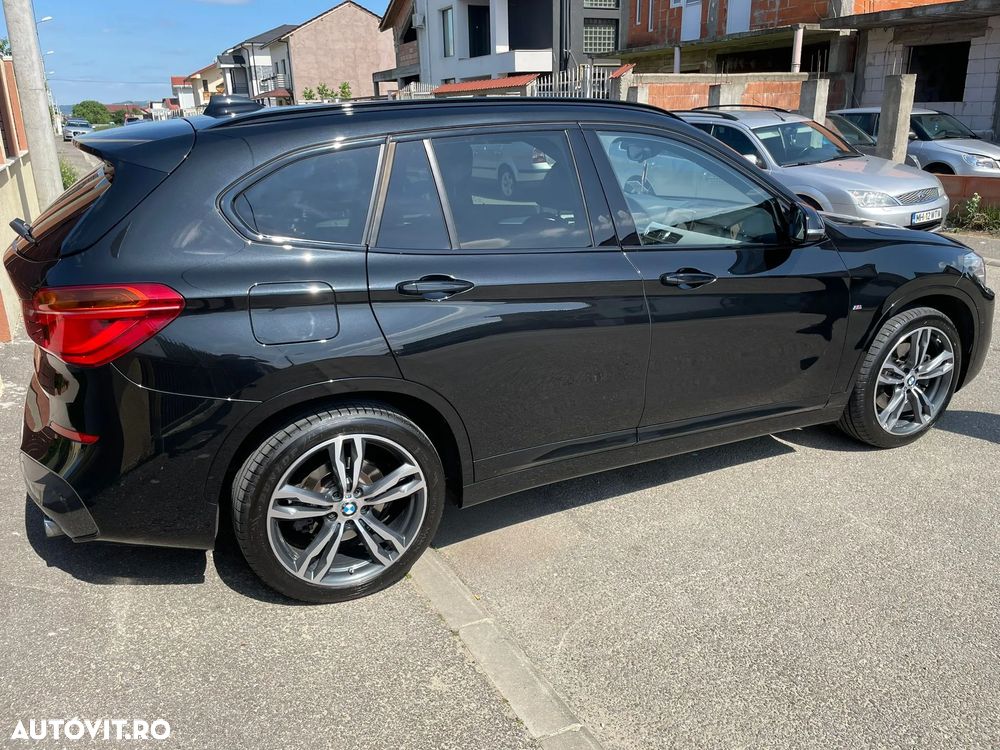 BMW X1 xDrive20i AT M Sport - 3