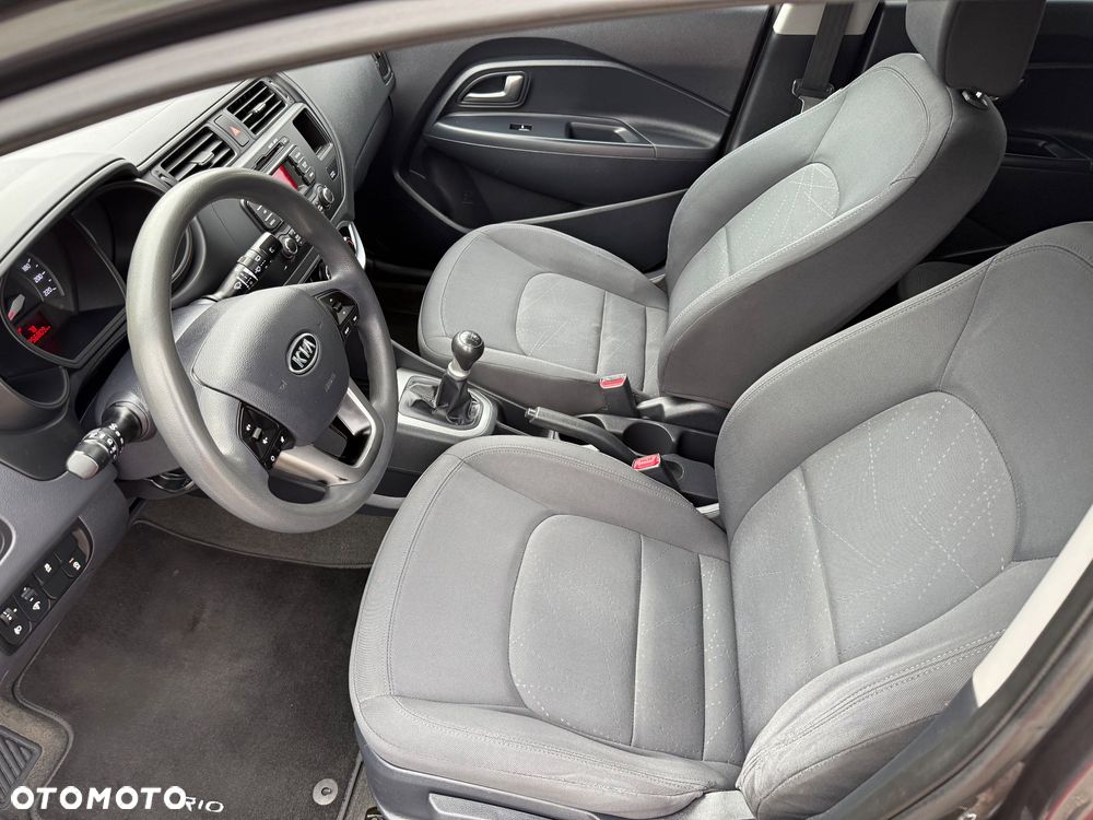 Kia Rio 1.2 Dream-Team Edition - 24