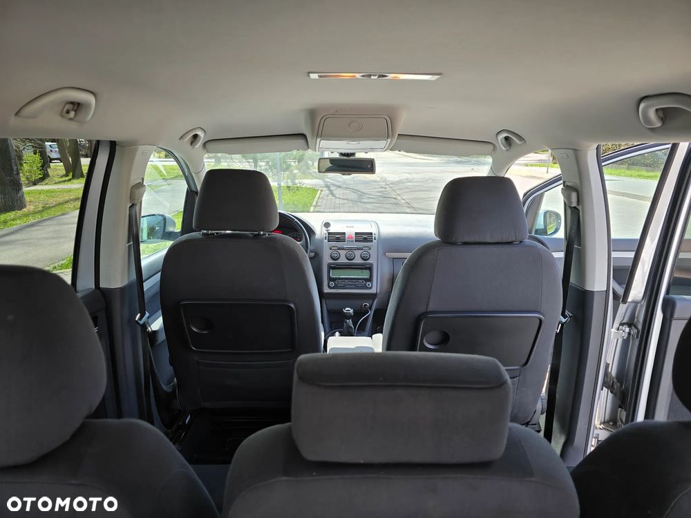 Volkswagen Touran 1.9 TDI Highline - 26