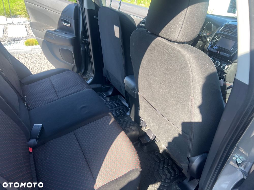 Mitsubishi ASX 1.6 Black Edition - 24