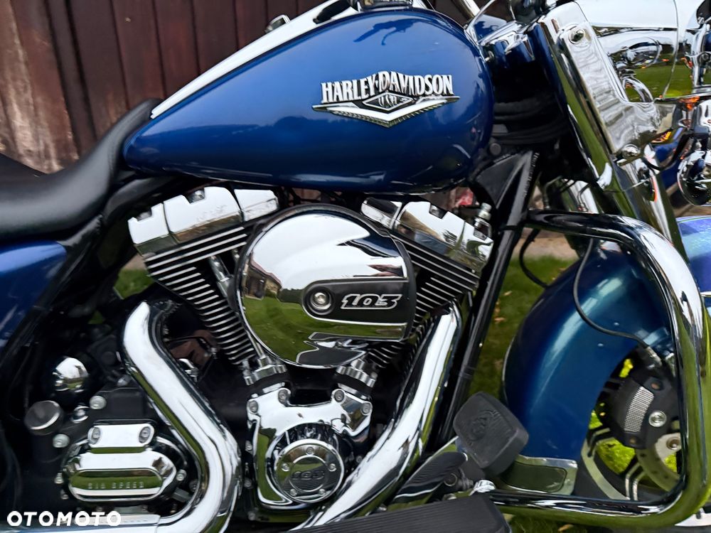 Harley-Davidson Touring Street Glide - 9