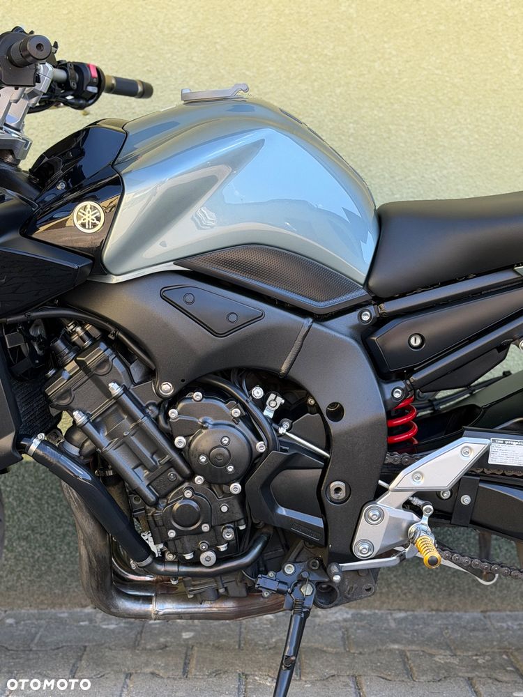 Yamaha FZ - 25